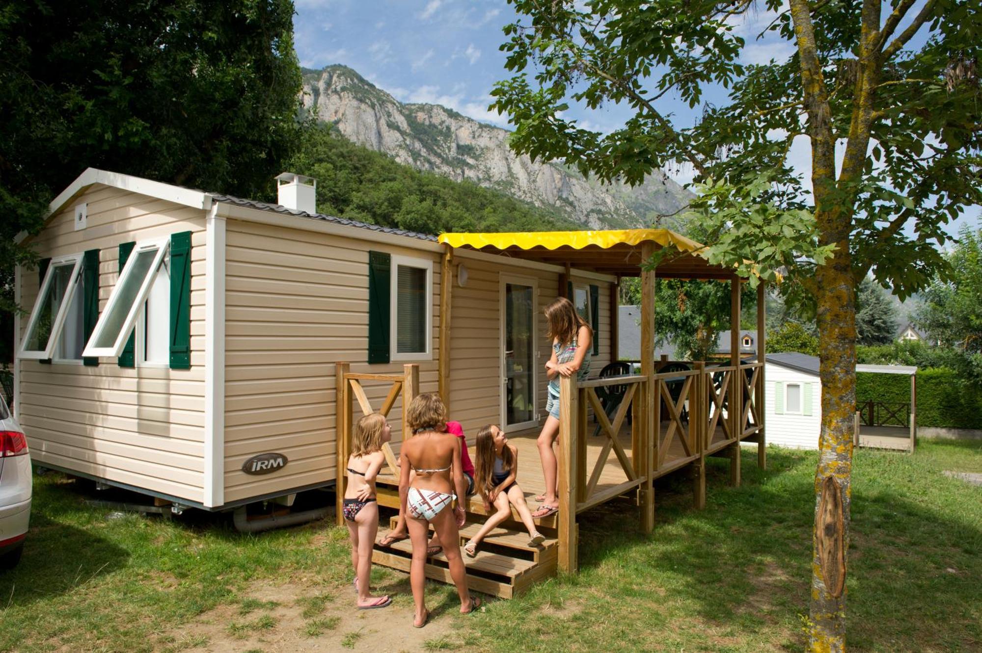 Camping Familial - Parc Aquatique - Grande Aire De Jeux A La Montagne Agos-Vidalos Экстерьер фото