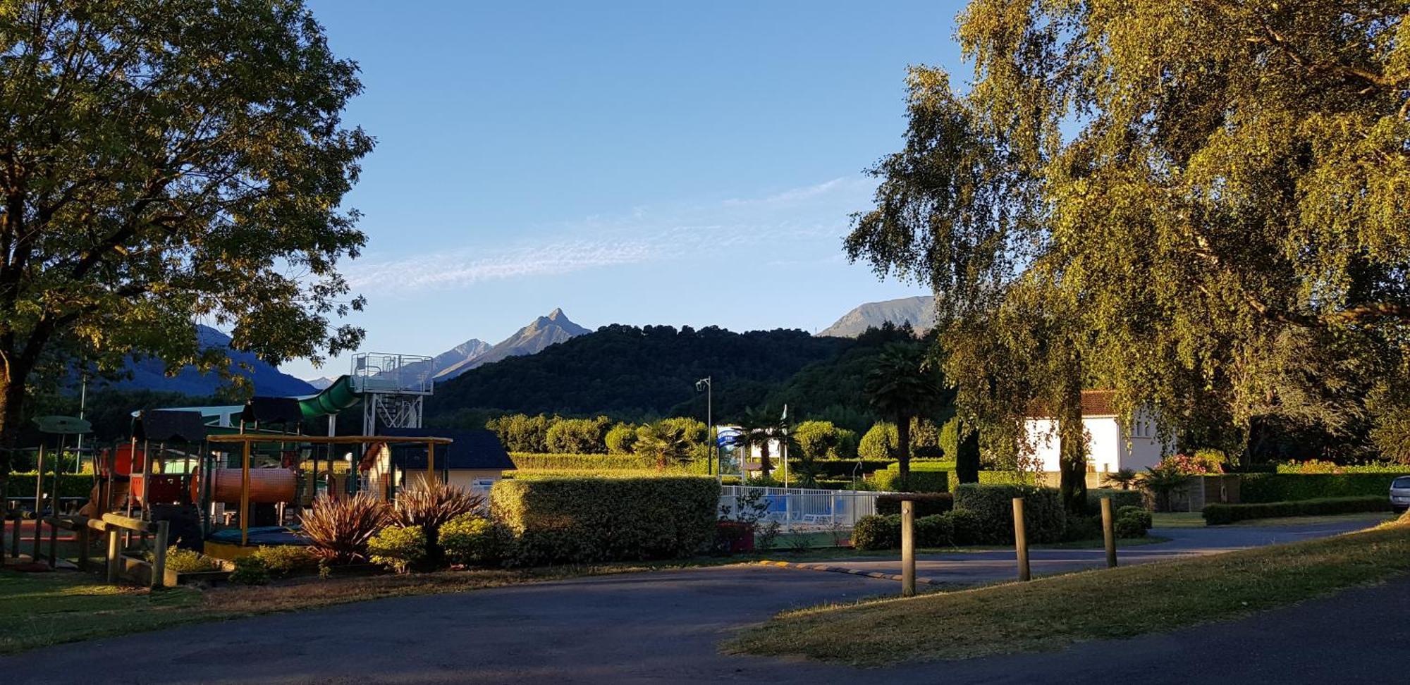 Camping Familial - Parc Aquatique - Grande Aire De Jeux A La Montagne Agos-Vidalos Экстерьер фото