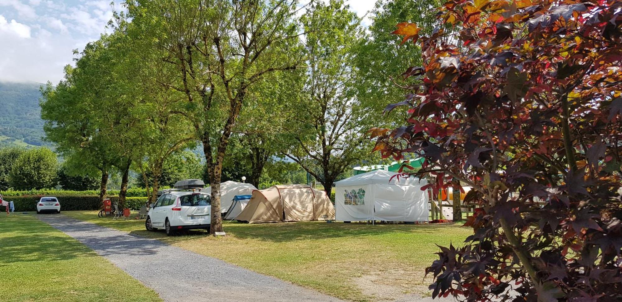 Camping Familial - Parc Aquatique - Grande Aire De Jeux A La Montagne Agos-Vidalos Экстерьер фото
